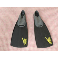 Speedo (Италия) ласты для плавания детские, р-р 33-34