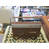 Радиоприемник Россия-303.