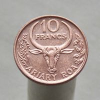 Мадагаскар  10 франков 1996