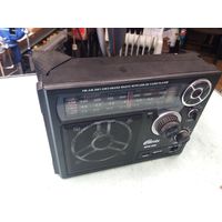 Радиоприемник Ritmix RPR-888