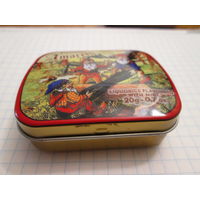 Коробка жестяная ,с эмалевым покрытием Европа ,