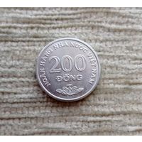 Werty71 Вьетнам 200 донг 2003