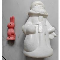 Игрушки пластиковые. Дед мороз. Заяц. СССР.