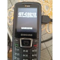 Телефон-звонилка Samsung GT-C3212 Duos кнопочный