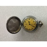 Часы карманные Молния, механические. СССР