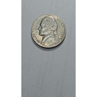 США 5 центов 1988 года . P