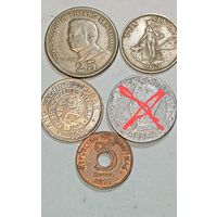Филиппины 25 сентаво 1968 года , 10 сентаво 1964 , 1980  года и 5 сентаво 2005 года ..