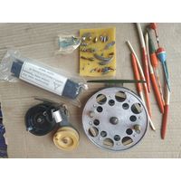 Рыболовные снасти СССР катушки мормышки и зимняя удочка