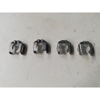 Скоба (кронштейн) крепления форсунки Opel Astra G