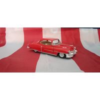 Машинка (модель) kinsmart1:43 Cadillac Series 62 1953