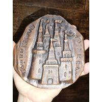 Панно барельеф настольная медаль омеднение СССР Башни Кремля Москва