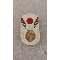 Значек знак Советские спортсмены на Олимпийских Играх Токио 1964,200 лотов с 1 рубля!!!