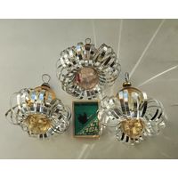 Ёлочные игрушки. ( 3 шт ).