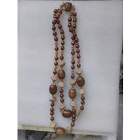 Бусы камень старые.