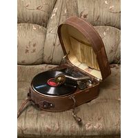 Патефон TELEFUNKEN LIDO (Германия, 3 рейх) с рубля!
