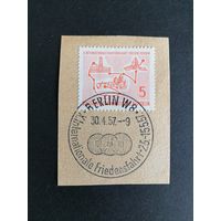 ГДР 1957 Конверт с двумя марками серии "Международная велогонка "Дружба" Прага-Берлин-Варшава" (спецгашение) Mi.568 каталог 0.60 евро