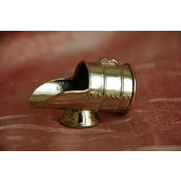 Зольник ( миниатюра )   ( высота 3,5 см , длинна 5 см )