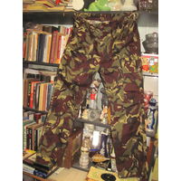 Штаны армейские камуфлированные на 48-50/4 размер.