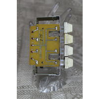 Плата с 4 я кнопками от вычислительной машины СССР 1975 год