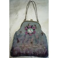 Красивая сумка из валяной шерсти ручной работы, ручка регулируется по длинне. Уникальное оформление.