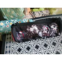 Косметичка. Состояние на скане.