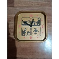 Часы настенные СССР с распорядком дня для детей