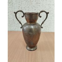 Ваза Амфора, высота 16 см. Латунь