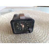 Часы от Форд Сиерра (все лоты с 1 руб без МЦ)