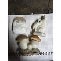 Винтажные статуэтки из камня