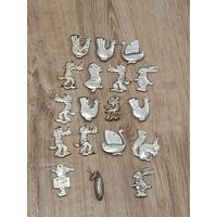 18 ёлочных игрушек