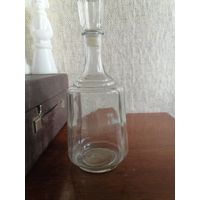 Графин СССР.Председательский.Ребристый с пробкой.См.фото и описание.