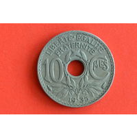 Франция 10 сантимов 1935 с 1 руб