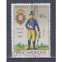 [2185] Португальский Мозамбик 1966. Армия.Униформа. Гашеная марка. 3