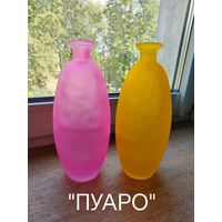 Вазы из цветного стекла