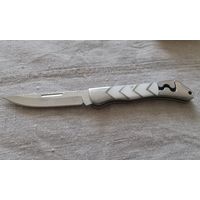 Красивый складной ножик. Перламутровая ручка. Привезён из Швеции. Распродажа коллекции.