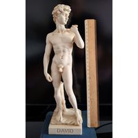 Статуя Давида. Литой мрамор, высота 30 см.
