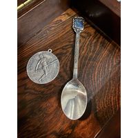 Изделия из серебра. Ложка + медаль