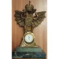 Бронзовые часы