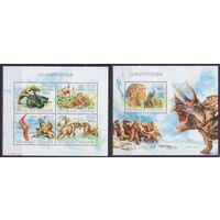 ТОГО  2013 СЕРИЯ Блоков динозавры рептилии   фауна  MNH
