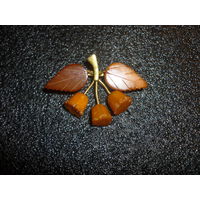 Антикварная Брошь Ландыши Из Цельного Королевского Янтаря Старая Германия 20-ые гг.