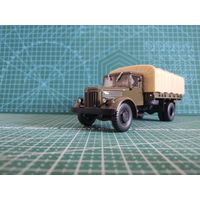 Масштабная модель МАЗ-200Г Тентованный Масштаб 1/43 Легендарные Грузовики СССР