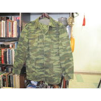 Форма камуфлированная(китель и штаны) армейская, размер 54/4.
