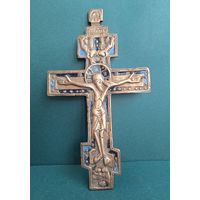 Распятие Христово, две эмали.