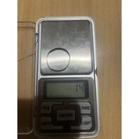 Ау  585 -1.4 грамма ,перед выкупом связаться по телефону и уточнить наличие