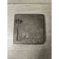 Пудреница Ленинград