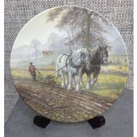 Тарелка Bradex Royal Doulton "Его рука с плугом" "Как когда-то они обрабатывали землю" Англия 20.5 см. С рубля.