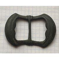 Пряжка старинная, большая.