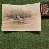 Памятник или мемориальный камень в г.Минске?