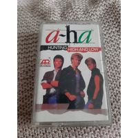 Кассета a-ha. HUNTING HIGH AND LOW