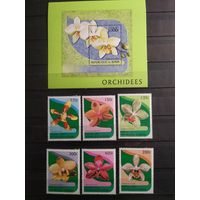 Бенин 1997 г. Цветы.